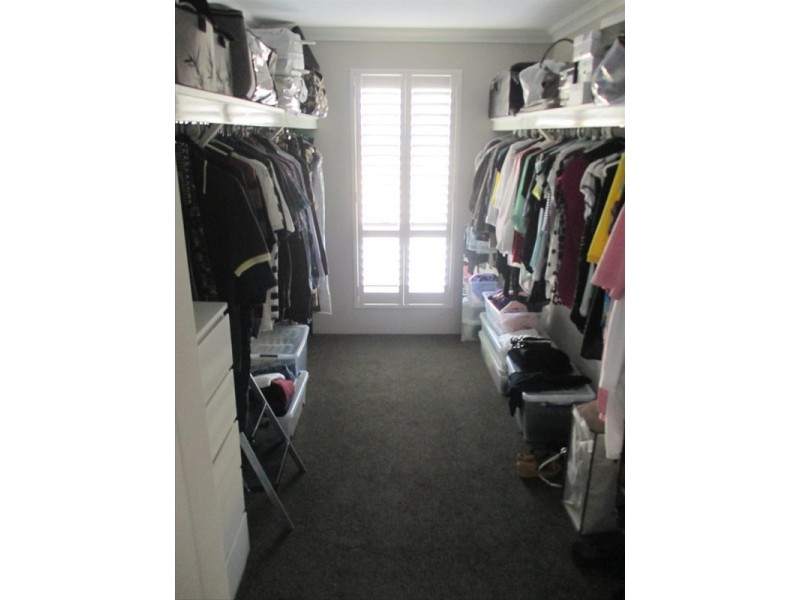 11 Manila Way, Aveley WA 6069