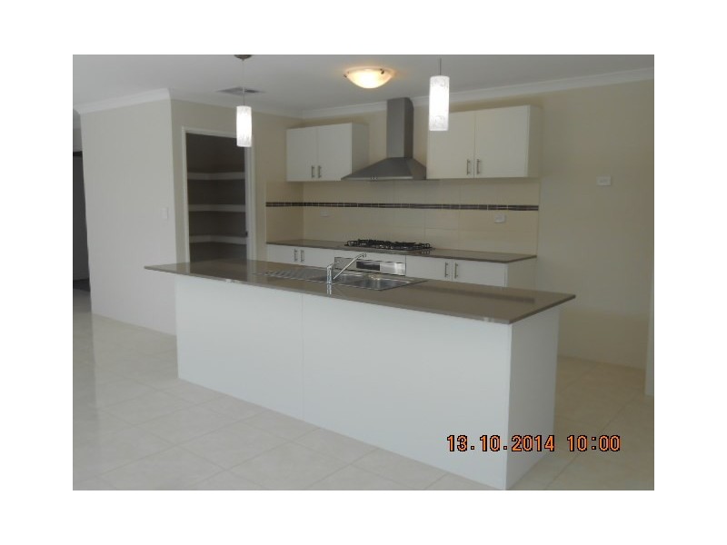 19 Bolero Road, Aveley WA 6069