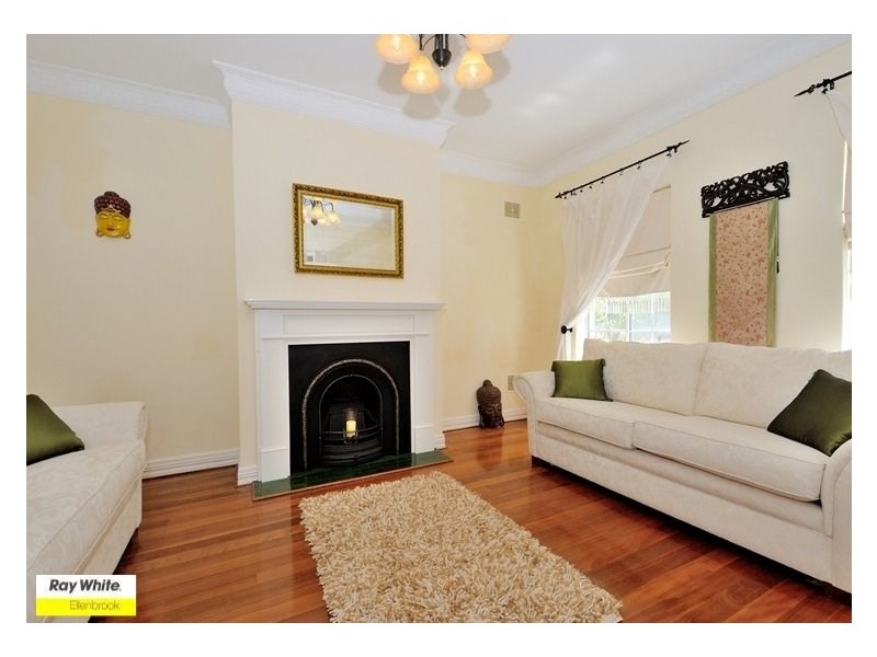 15 Chardonnay Drive, The Vines WA 6069
