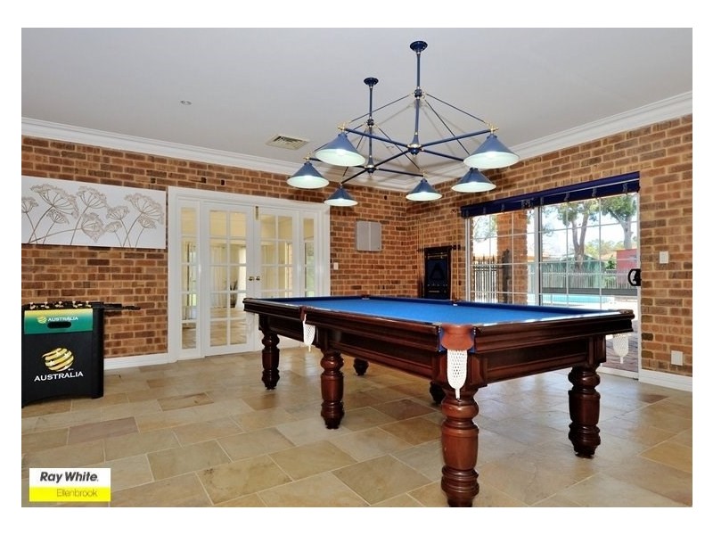 15 Chardonnay Drive, The Vines WA 6069