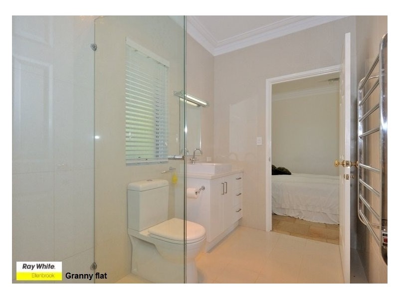 15 Chardonnay Drive, The Vines WA 6069