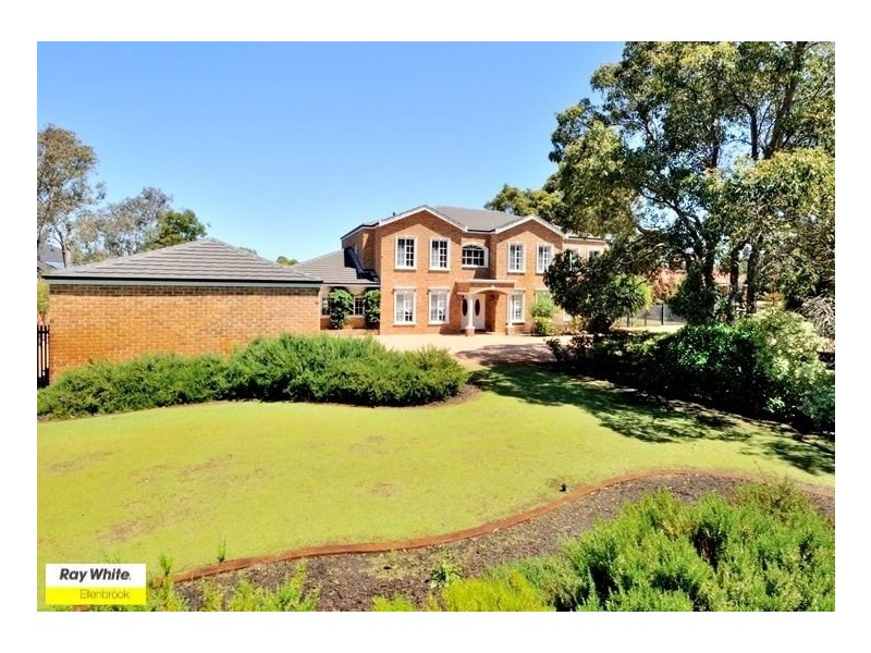 15 Chardonnay Drive, The Vines WA 6069