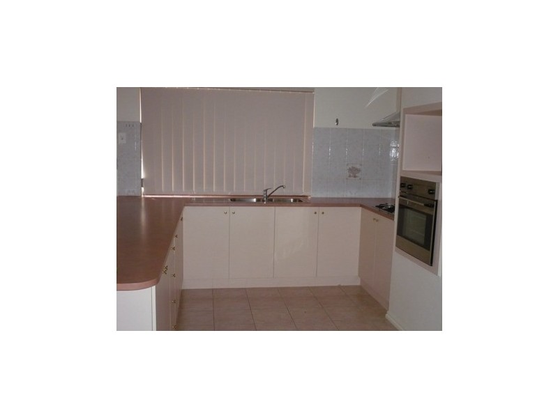 82 Ponte Vecchio Boulevard, Ellenbrook WA 6069