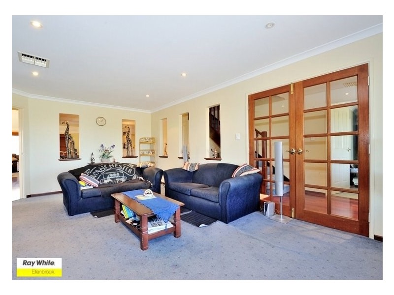 20 Sandown Circle, Henley Brook WA 6055