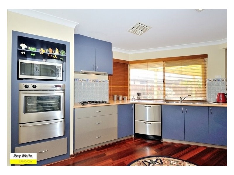 20 Sandown Circle, Henley Brook WA 6055