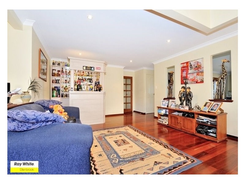 20 Sandown Circle, Henley Brook WA 6055