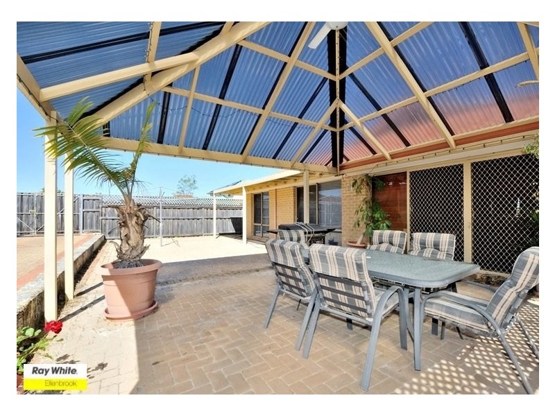 20 Sandown Circle, Henley Brook WA 6055