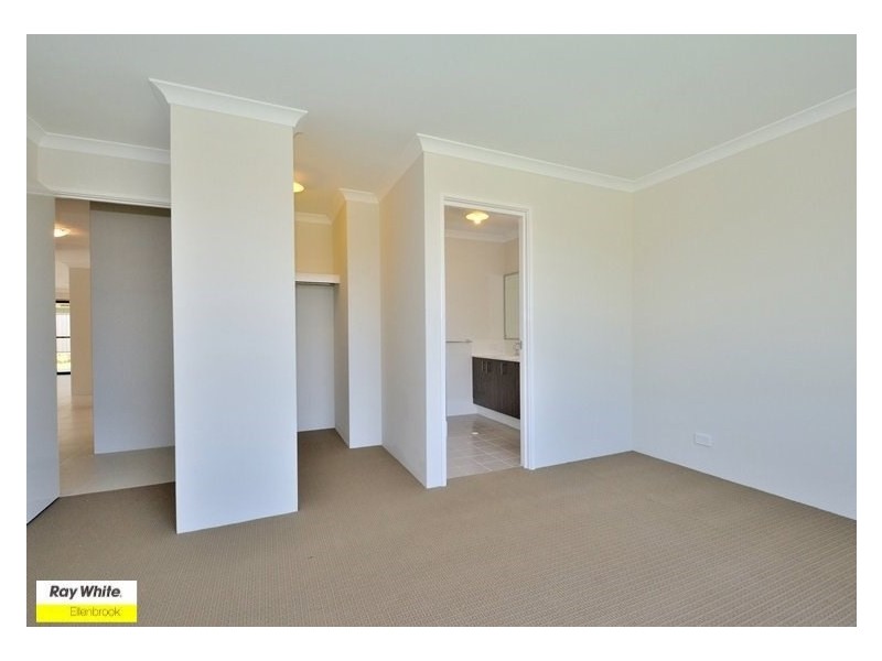 17 Wilderness Way, Aveley WA 6069