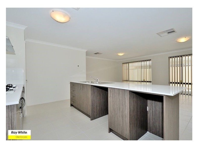 17 Wilderness Way, Aveley WA 6069