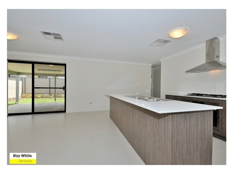 17 Wilderness Way, Aveley WA 6069