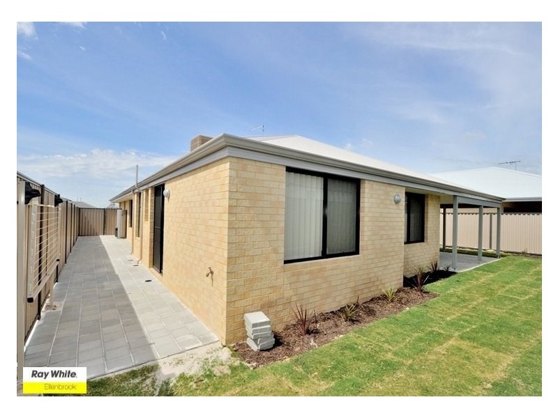 17 Wilderness Way, Aveley WA 6069