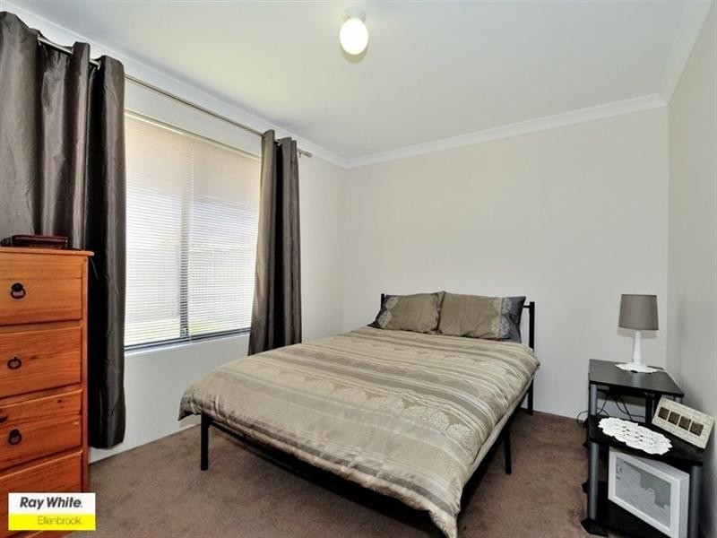 14 Pirianda Way, Aveley WA 6069