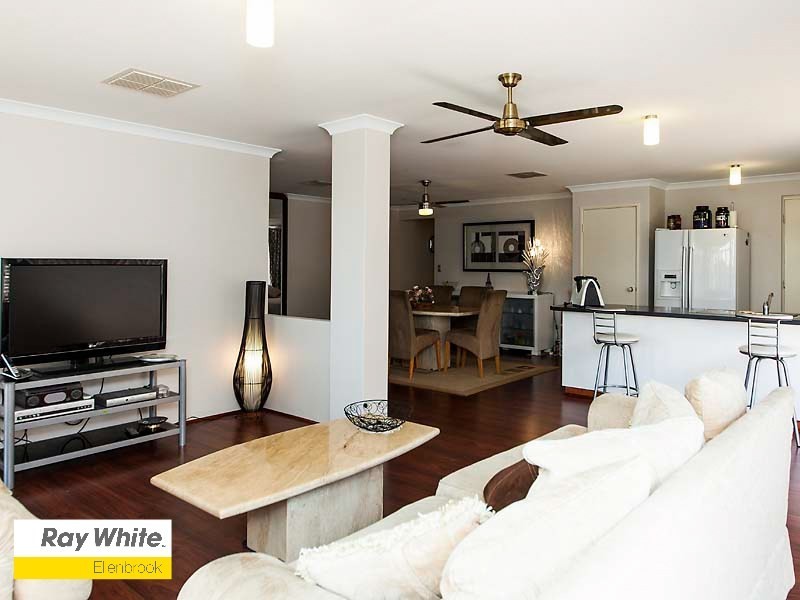 12 Halpin Circle, Ellenbrook WA 6069