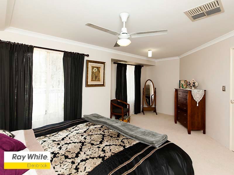 12 Halpin Circle, Ellenbrook WA 6069