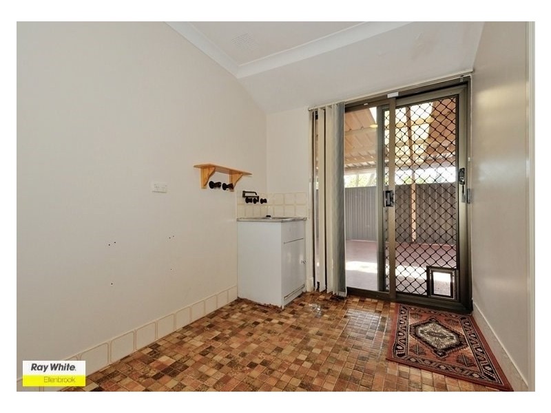 21 Padbury Way, Eden Hill WA 6054