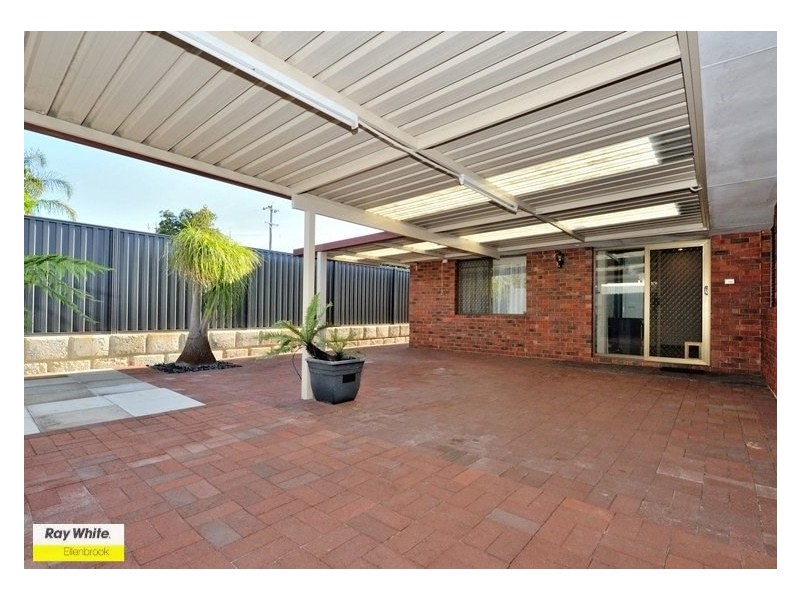 21 Padbury Way, Eden Hill WA 6054