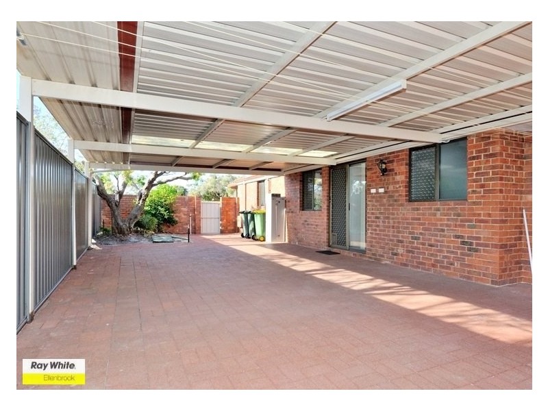 21 Padbury Way, Eden Hill WA 6054