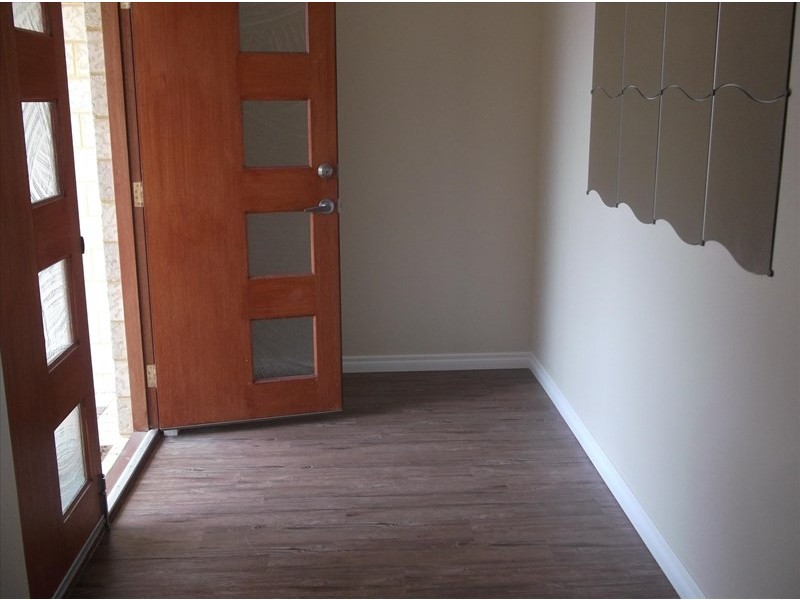 6 Hoyton Close, Ellenbrook WA 6069