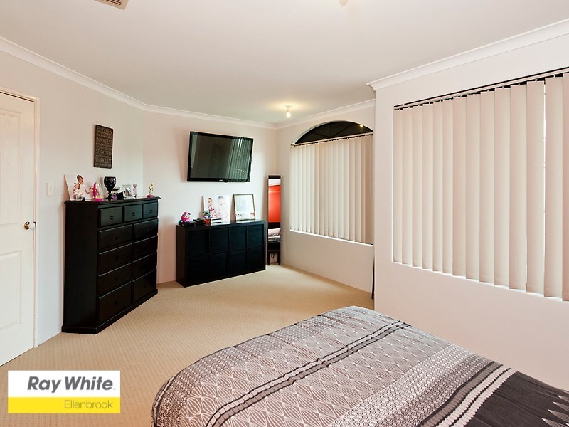 27 Granesse Drive, Ellenbrook WA 6069