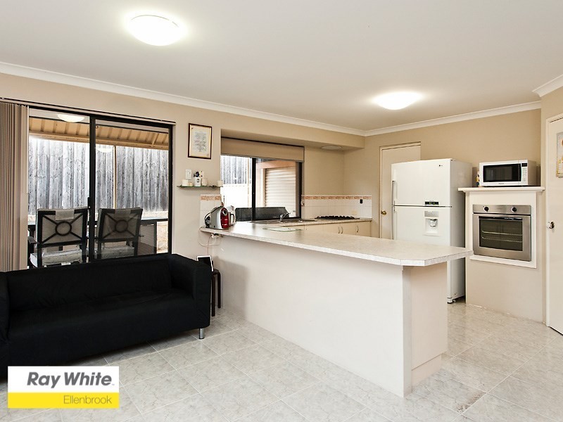 27 Granesse Drive, Ellenbrook WA 6069