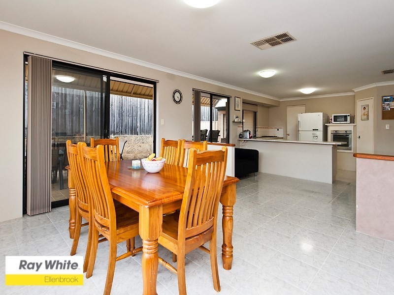 27 Granesse Drive, Ellenbrook WA 6069