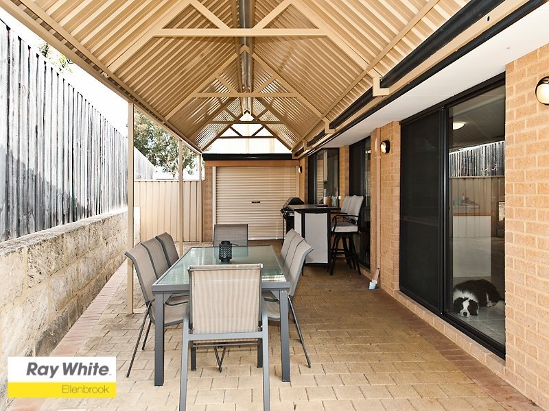 27 Granesse Drive, Ellenbrook WA 6069