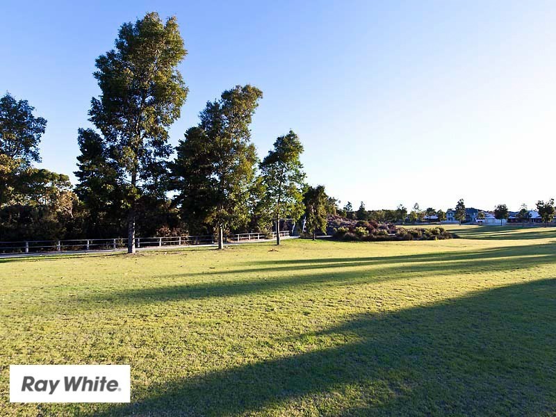 8 Moulton Trail, Ellenbrook WA 6069