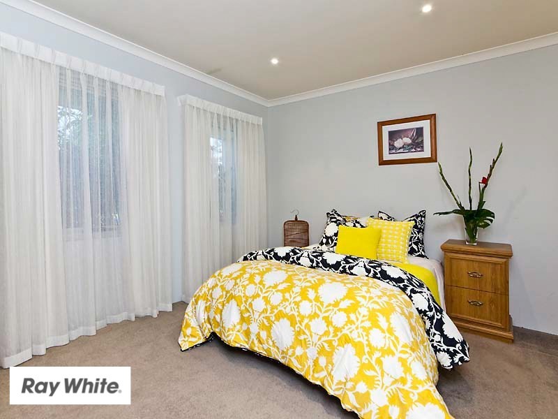 8 Moulton Trail, Ellenbrook WA 6069