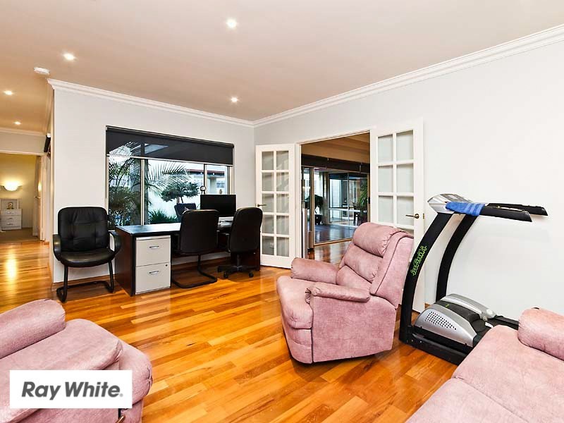 8 Moulton Trail, Ellenbrook WA 6069