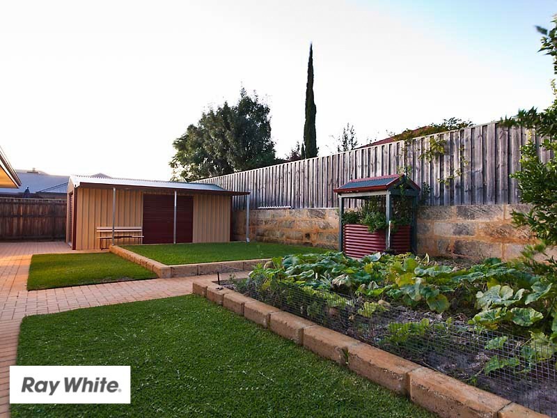 8 Moulton Trail, Ellenbrook WA 6069