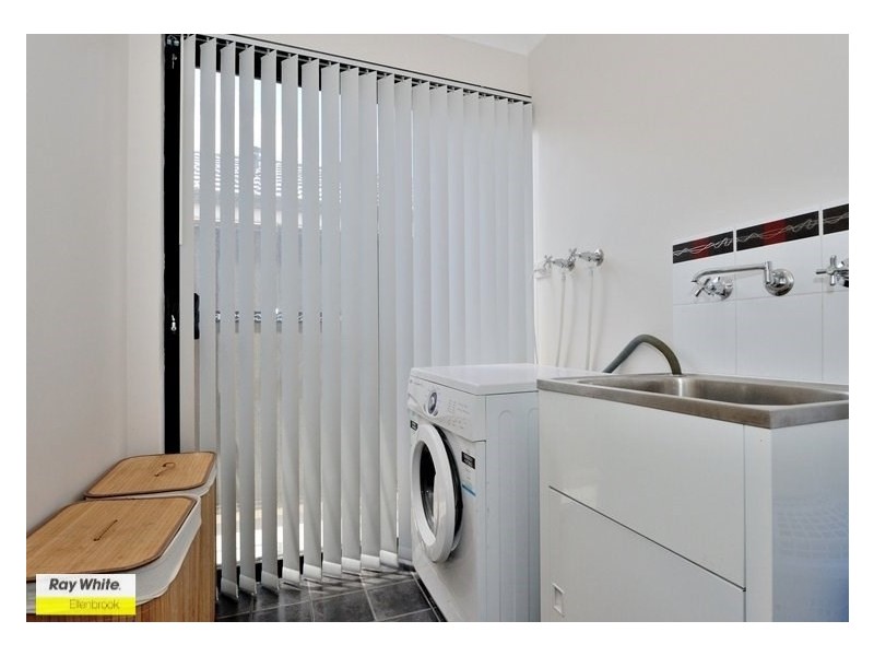 10 Celadon Terrace, Aveley WA 6069