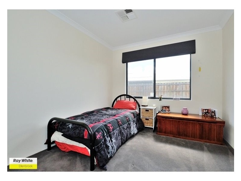 41 Bradshaw Crescent, Ellenbrook WA 6069