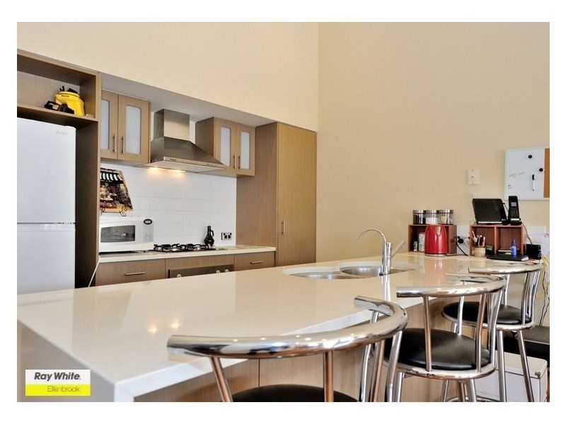 4 Sealey Way, Ellenbrook WA 6069