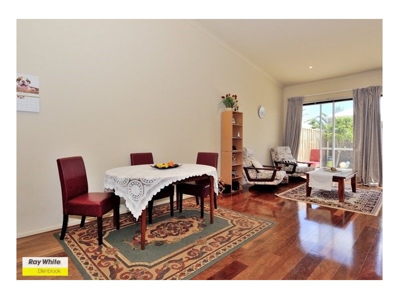 4 Sealey Way, Ellenbrook WA 6069