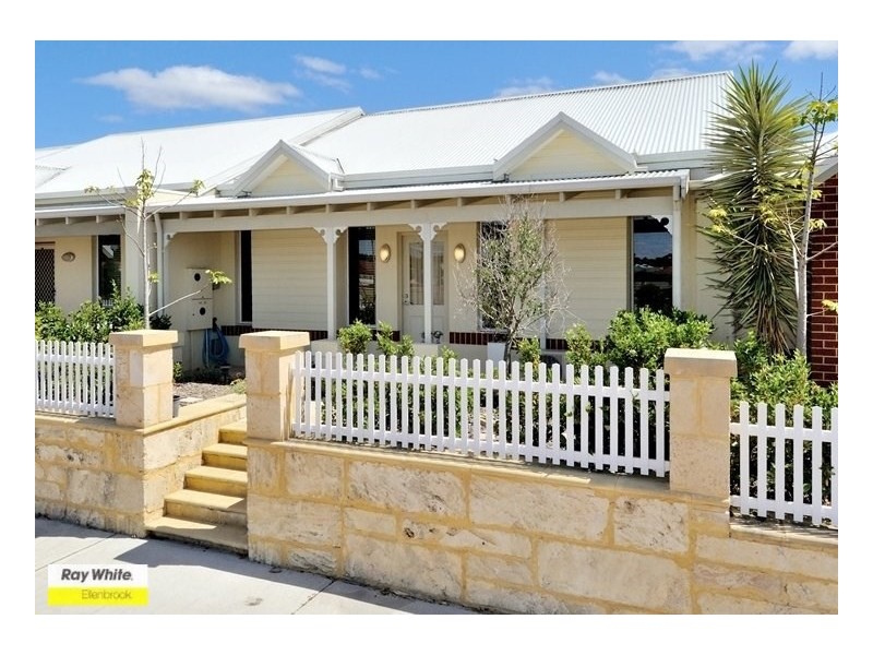 4 Sealey Way, Ellenbrook WA 6069