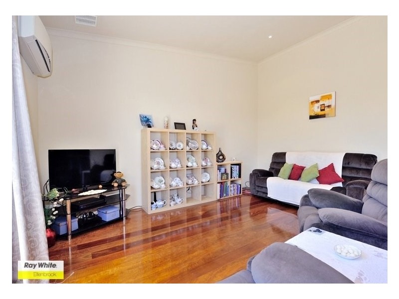 4 Sealey Way, Ellenbrook WA 6069