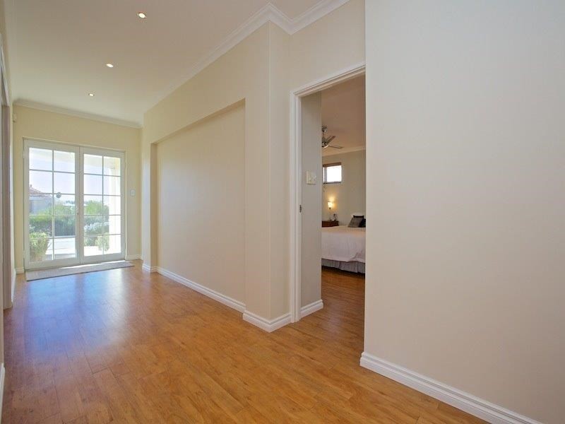 14 Simmonds Pass, Ellenbrook WA 6069