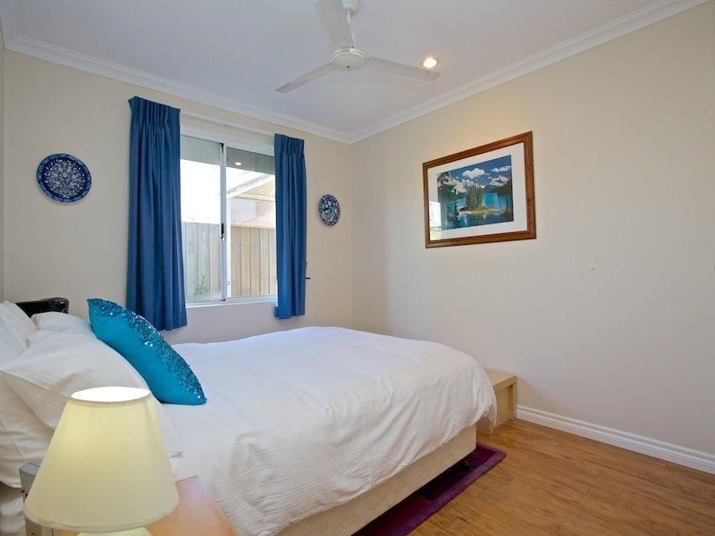 14 Simmonds Pass, Ellenbrook WA 6069