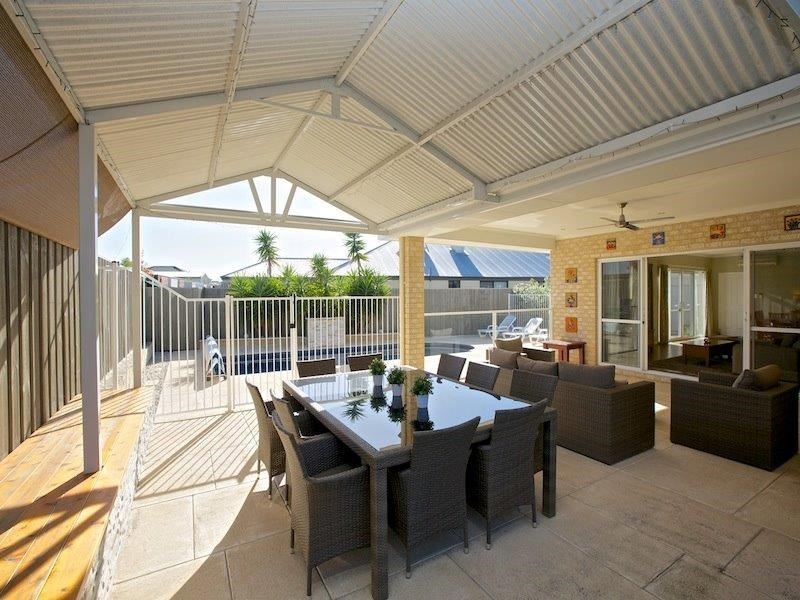 14 Simmonds Pass, Ellenbrook WA 6069