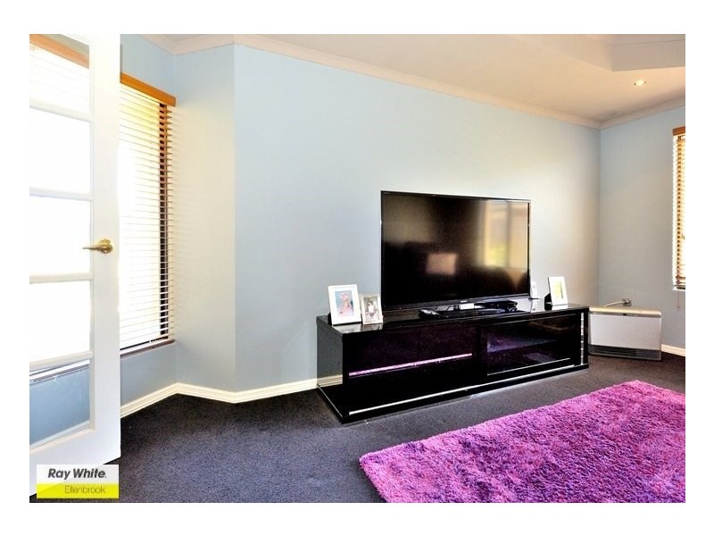 9 Glade Terrace, Ellenbrook WA 6069