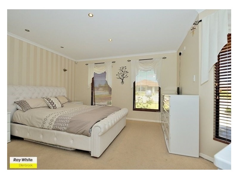 9 Glade Terrace, Ellenbrook WA 6069