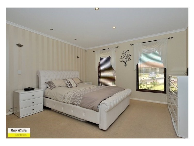 9 Glade Terrace, Ellenbrook WA 6069