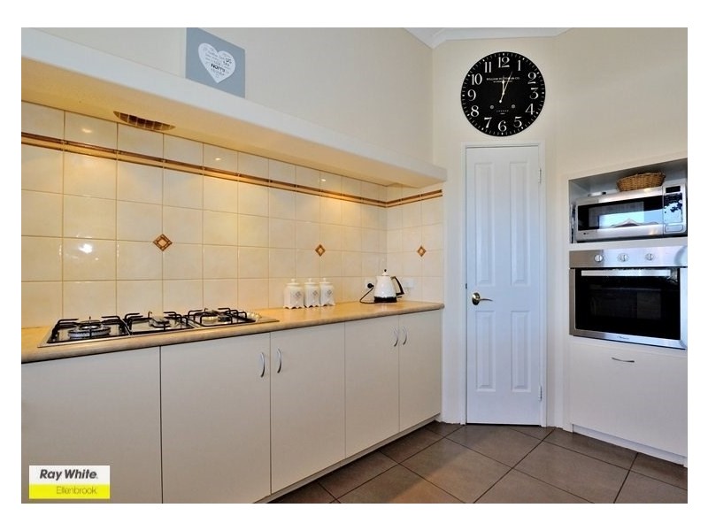 9 Glade Terrace, Ellenbrook WA 6069