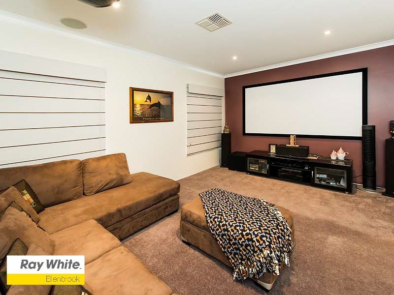 21 Oakhill Heights, Ellenbrook WA 6069