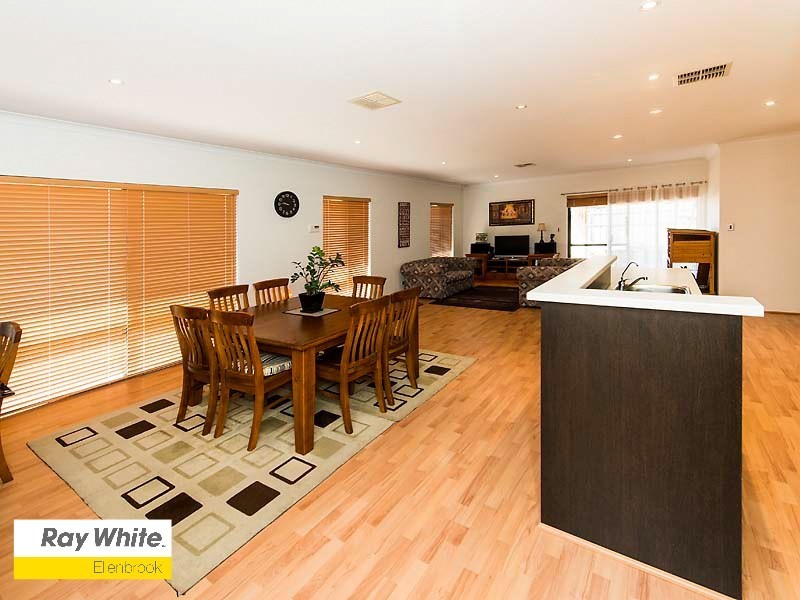 21 Oakhill Heights, Ellenbrook WA 6069