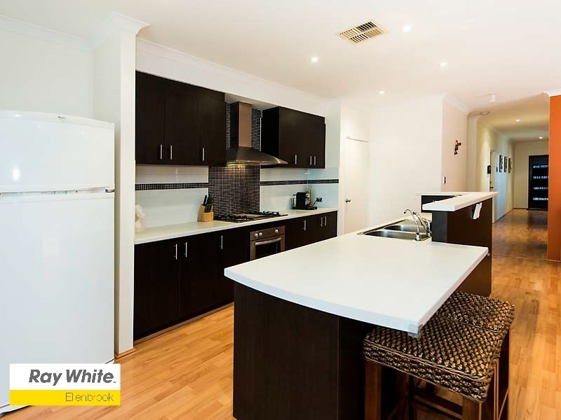 21 Oakhill Heights, Ellenbrook WA 6069