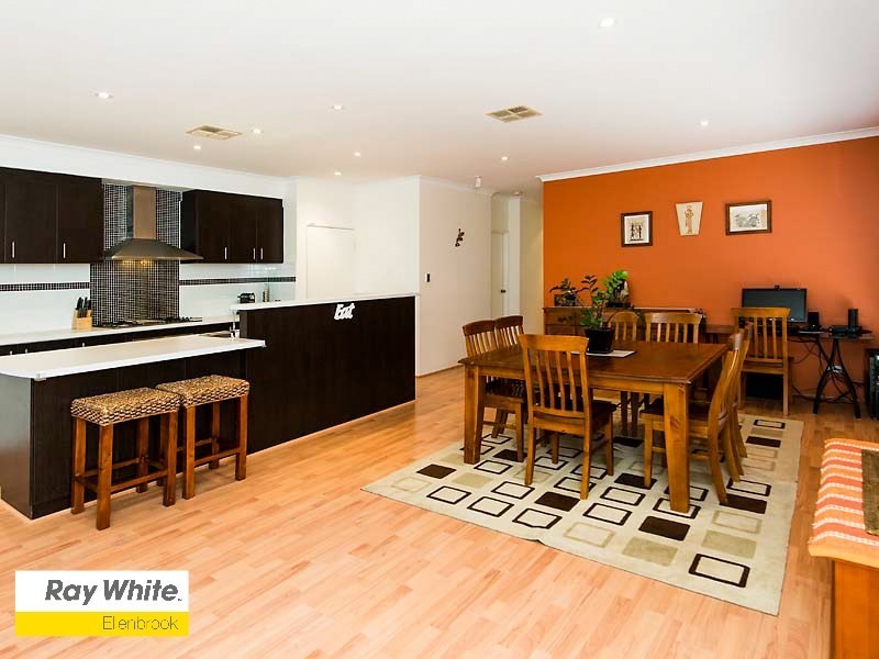 21 Oakhill Heights, Ellenbrook WA 6069