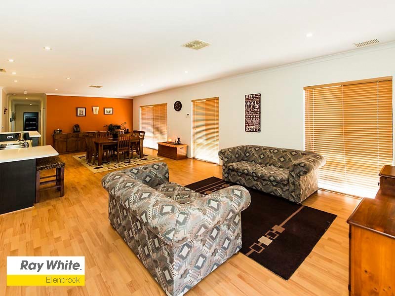 21 Oakhill Heights, Ellenbrook WA 6069