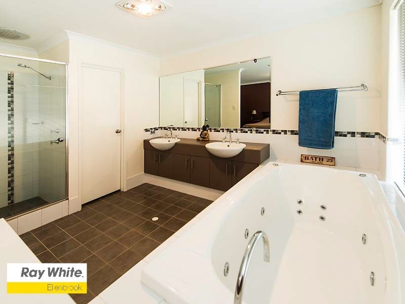 21 Oakhill Heights, Ellenbrook WA 6069