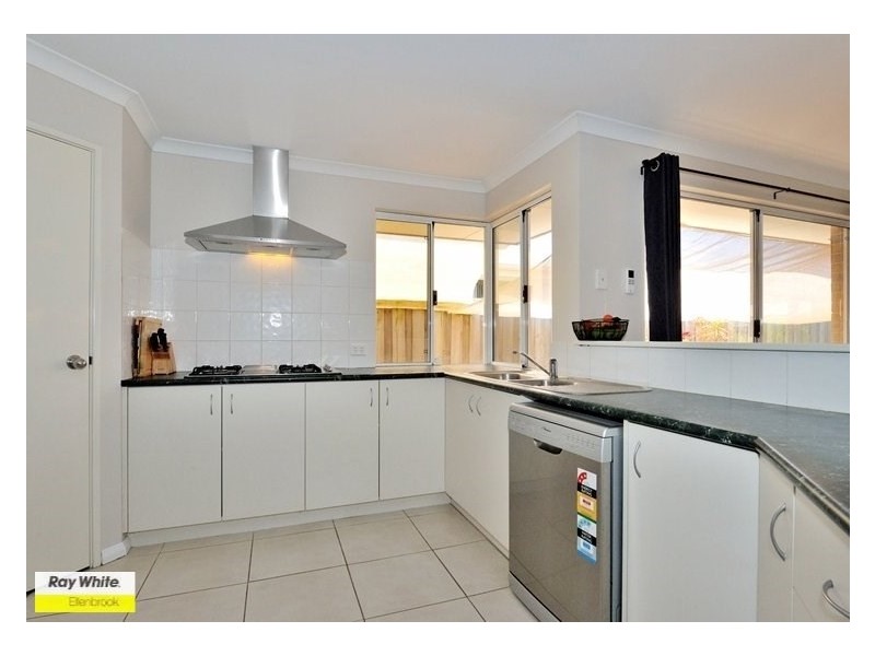 4 Madden Way, Ellenbrook WA 6069